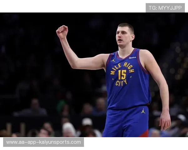 第2个场均三双赛季？约基奇赛季至今场均22.7分13.2板11.3助，约基奇各赛季数据