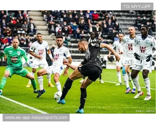 球迷不满勒沃库森,法兰克福迎来赛季重要转折点?,法兰克福对勒沃库森视频直播