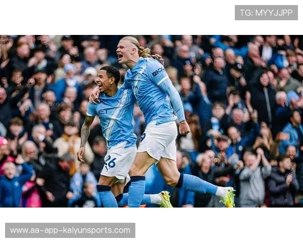 曼城两球领先遭热刺2比2顽强扳平，索兰克梅开二度成卫冕冠军克星