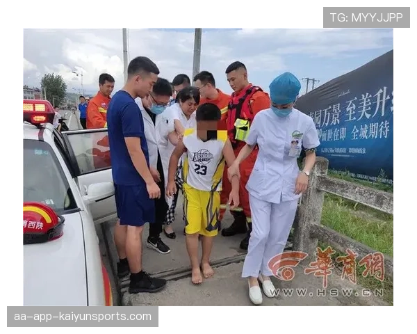 铁三选手游泳被水草缠脚仍拒绝求助自己解开,最后居然还能拿季军 铁三选手游泳被水草缠脚仍拒绝求助自己解开,最后居然还能拿季军